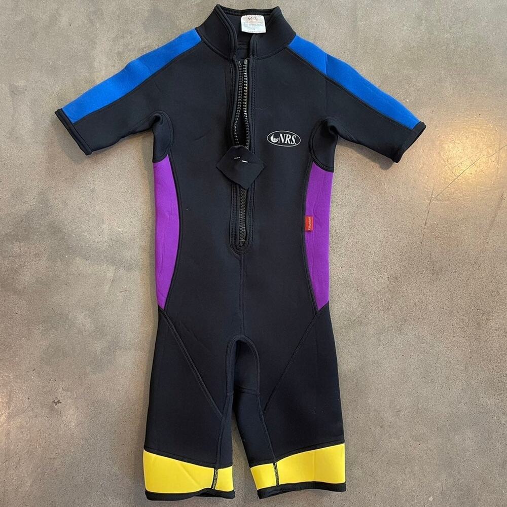 NRS youth child color block black wetsuit shorts gender neutral New surfer